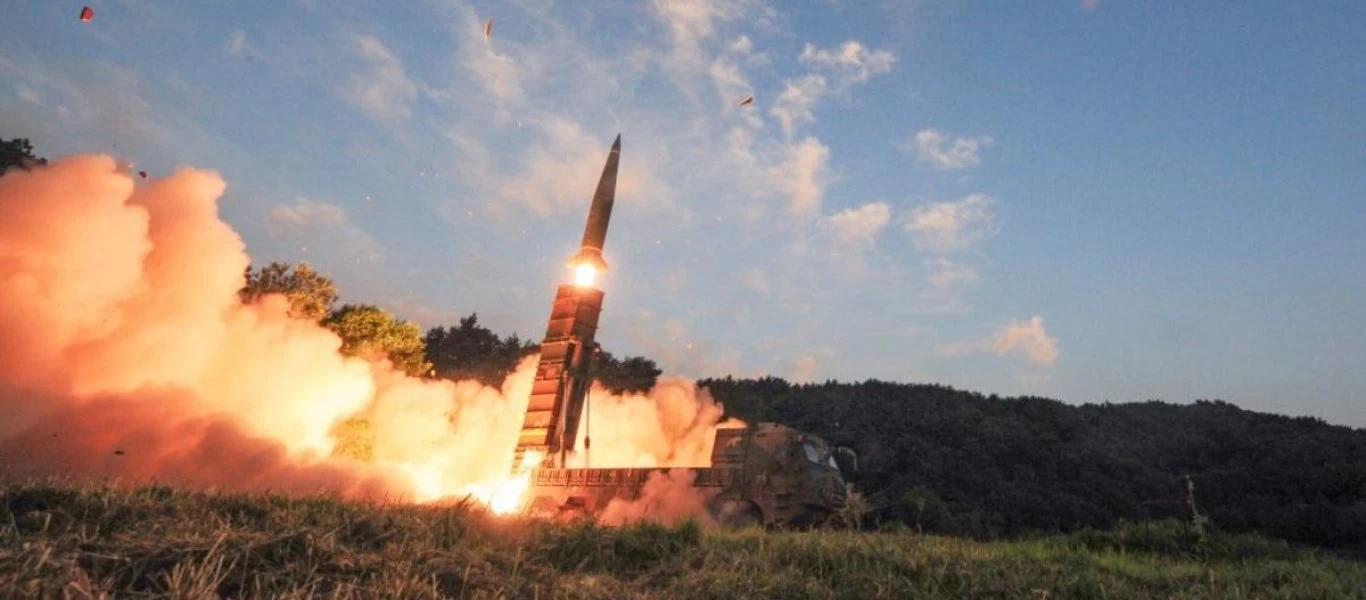 Κριμαία: Πολεμική άσκηση πραγματοποίησε ο Ουκρανικός στρατός υπό την απειλή των Ρώσων